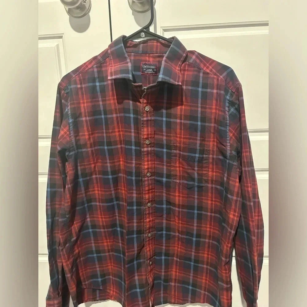UNTUCKit Long Sleeve Plaid Button Down shirt. Cotton. Large
